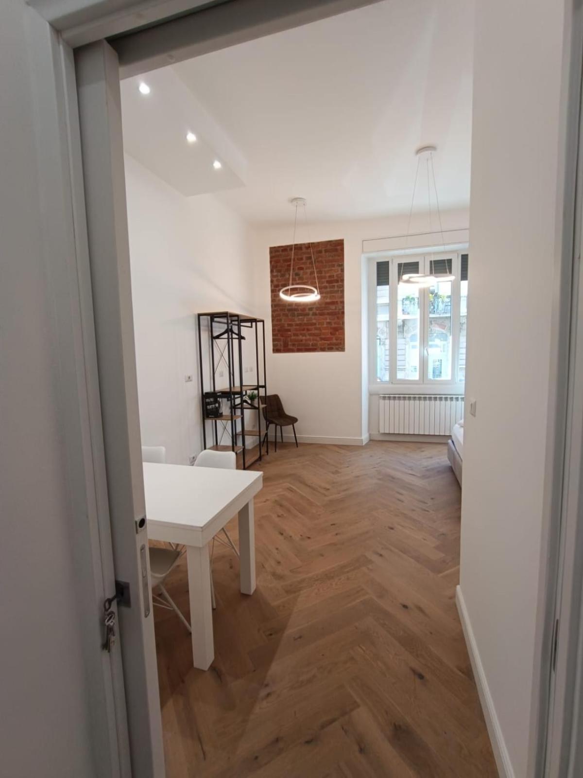 Be-C0 Centrale New Double Suite Milano Exteriör bild